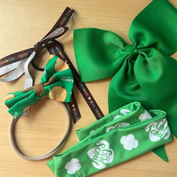 handmade Other - Girl Scouts green ribbon hair bow lot